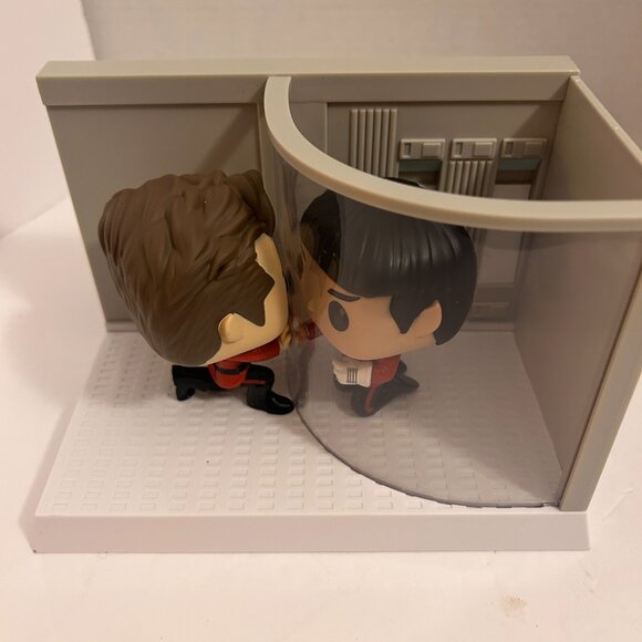 Funko Pop! Moment #1197 — Kirk & Spock “The Wrath of Khan” Target Con Exclusive - Picture 5 of 7